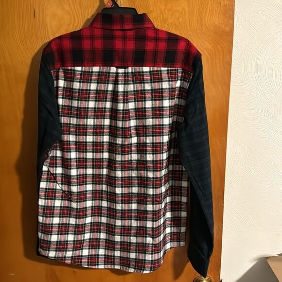 Chaps Flannel Shirt Mens Medium Red Green - Picture 3 of 3